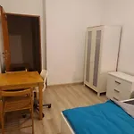 Centrally Located Cozy *